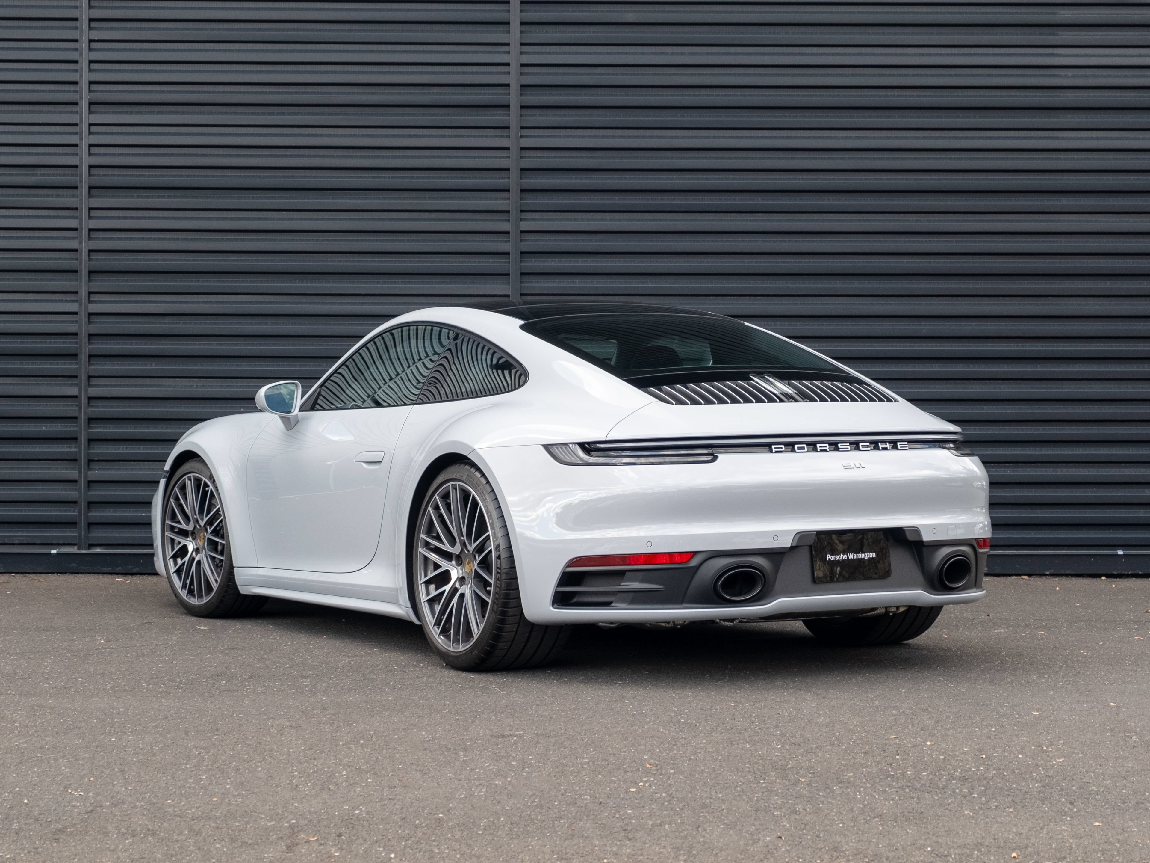 Certified 2024 Porsche 911 Carrera S RWD image 3