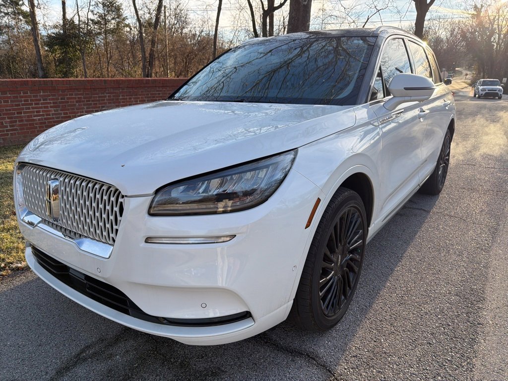 Used 2021 Lincoln Corsair Reserve w/ Equipment Group 201A image 3