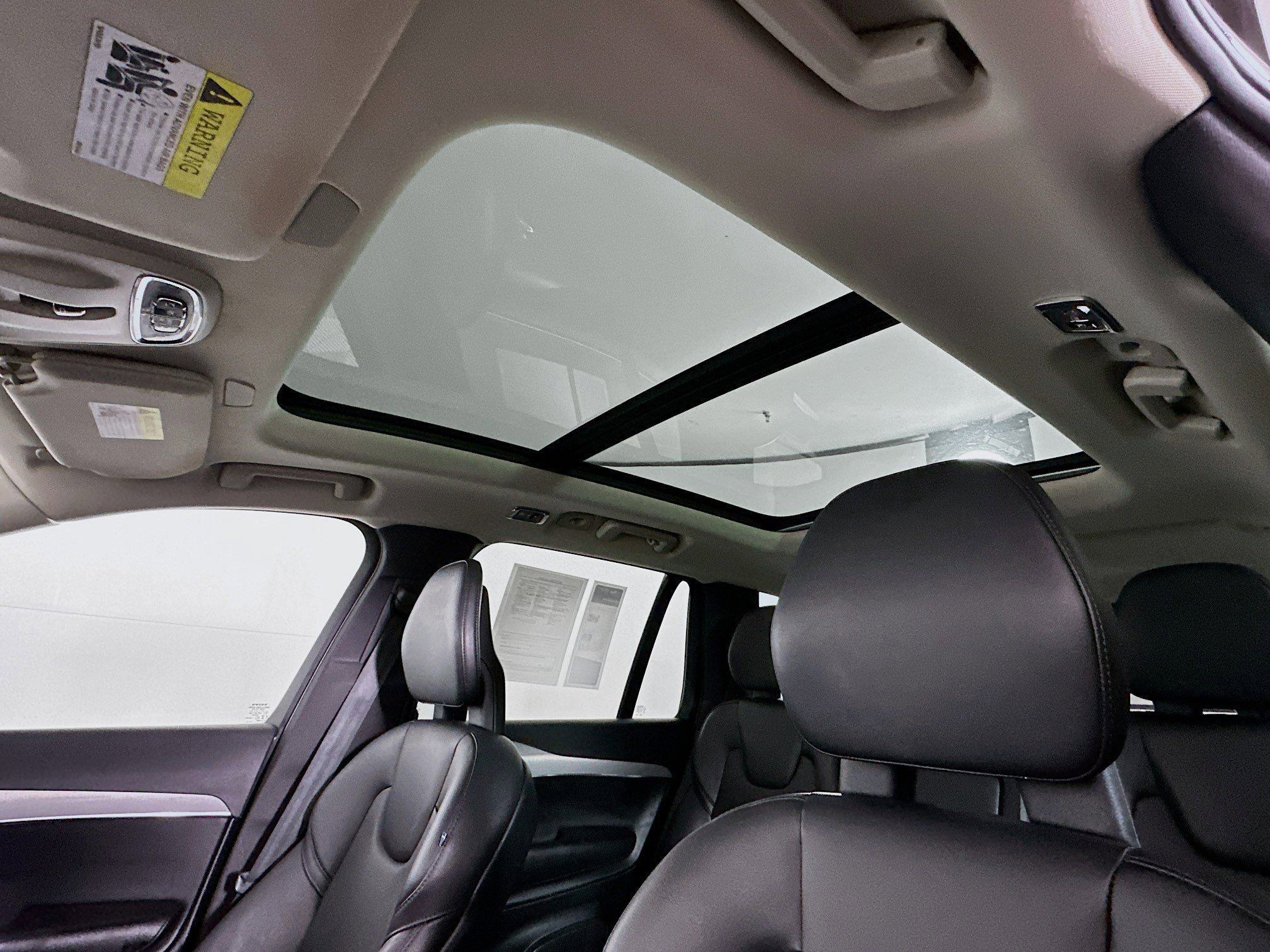 Used 2021 Volvo XC90 T5 Momentum w/ Protection Package Premier image 24