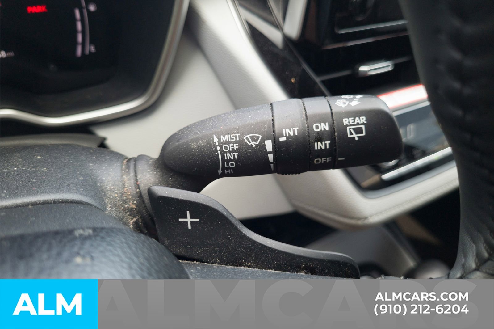 Used 2025 Toyota Corolla XSE FWD image 31
