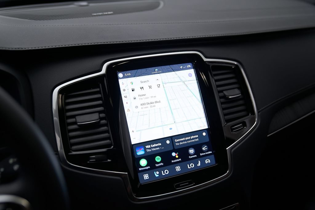 Certified 2023 Volvo XC90 B6 Ultimate AWD/4WD image 16