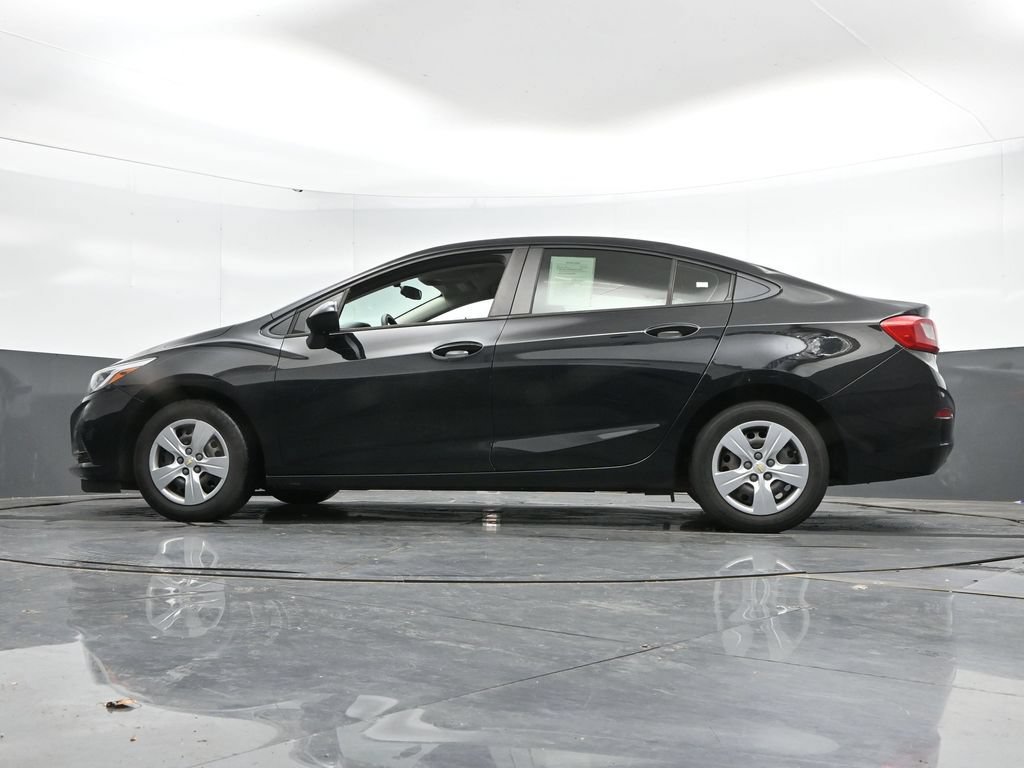 Used 2017 Chevrolet Cruze LS FWD image 44
