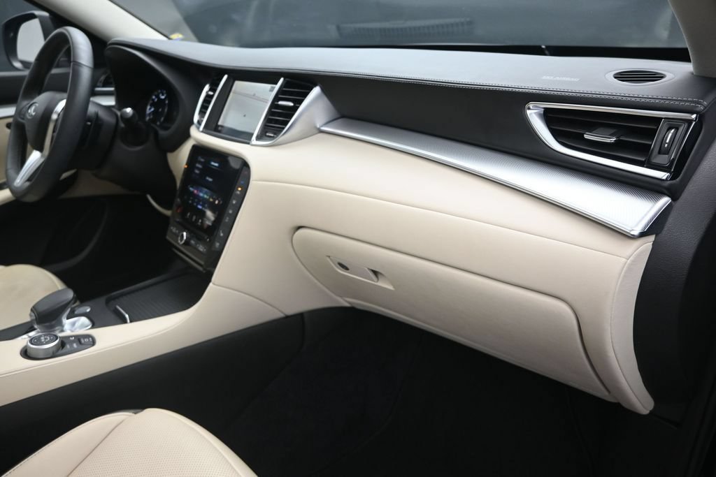 Certified 2022 INFINITI QX50 Essential AWD/4WD image 24