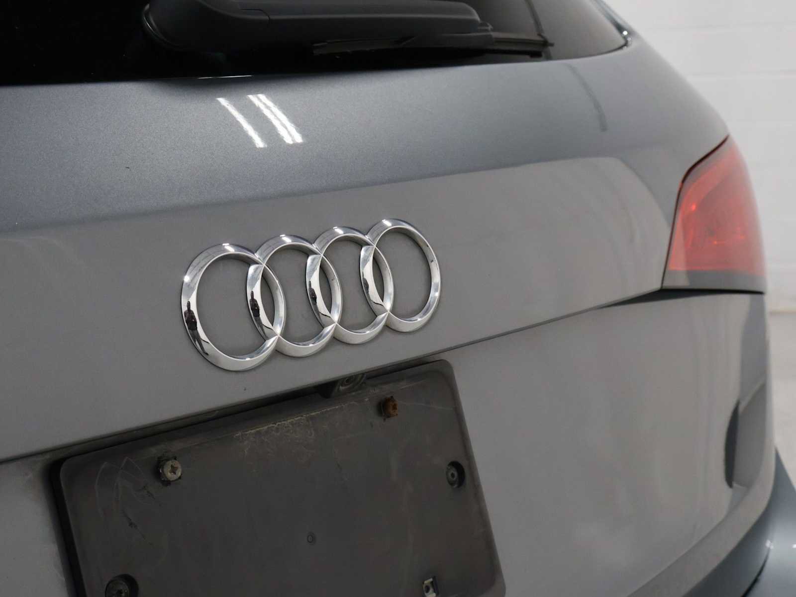 Used 2016 Audi SQ5 Premium Plus w/ Technology Package AWD/4WD image 8