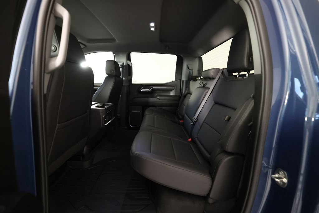 Used 2024 GMC Sierra 1500 SLT w/ SLT Premium Package AWD/4WD image 14