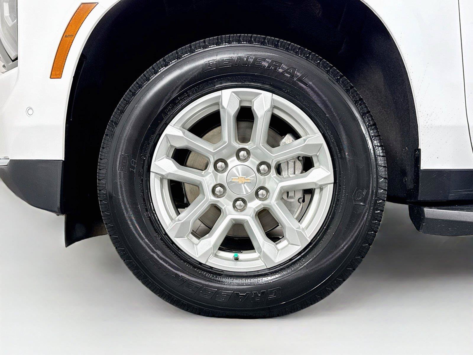 Used 2025 Chevrolet Tahoe LT RWD image 44
