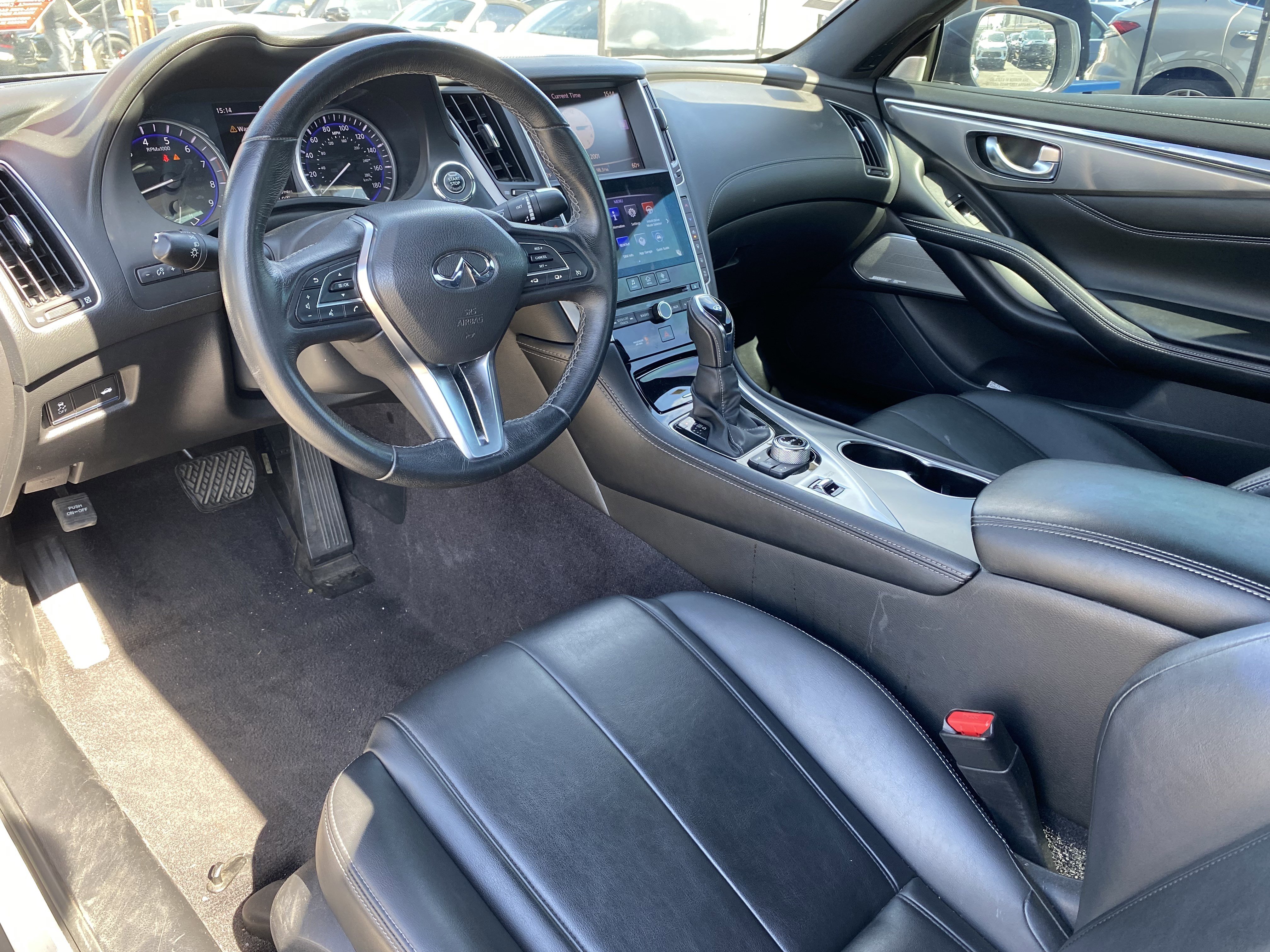 Used 2018 INFINITI Q60 3.0t Luxe RWD image 17