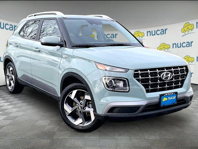 Used 2025 Hyundai Venue SEL