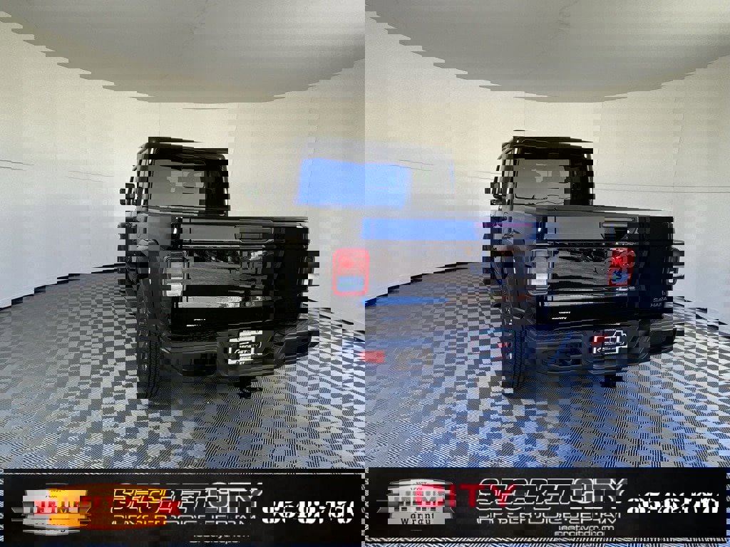 New 2026 Jeep Gladiator Sport image 5