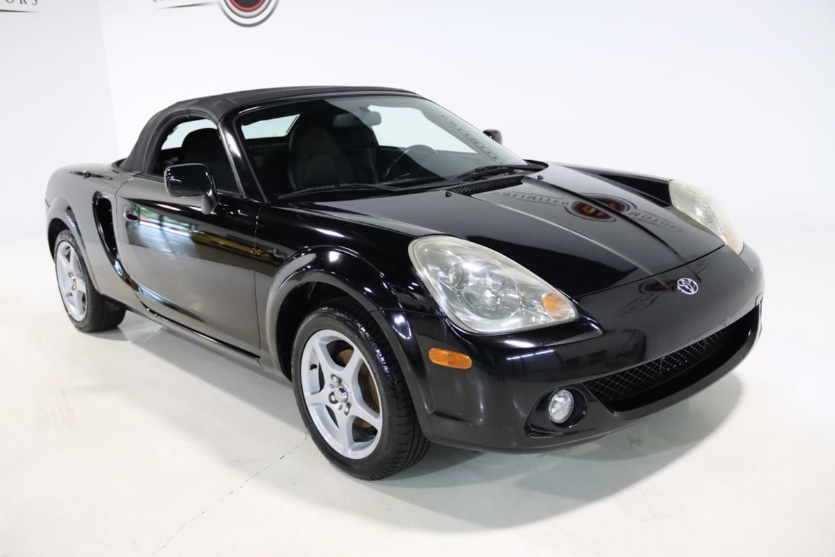 Used 2004 Toyota MR2 RWD image 78