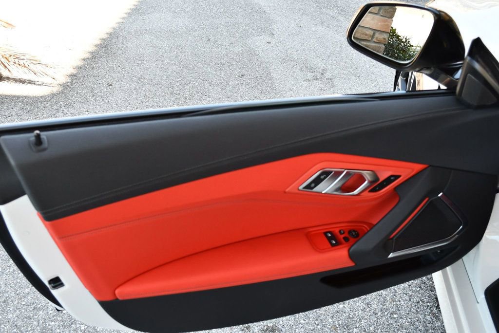 Used 2023 BMW Z4 sDrive30i w/ Premium Package image 11