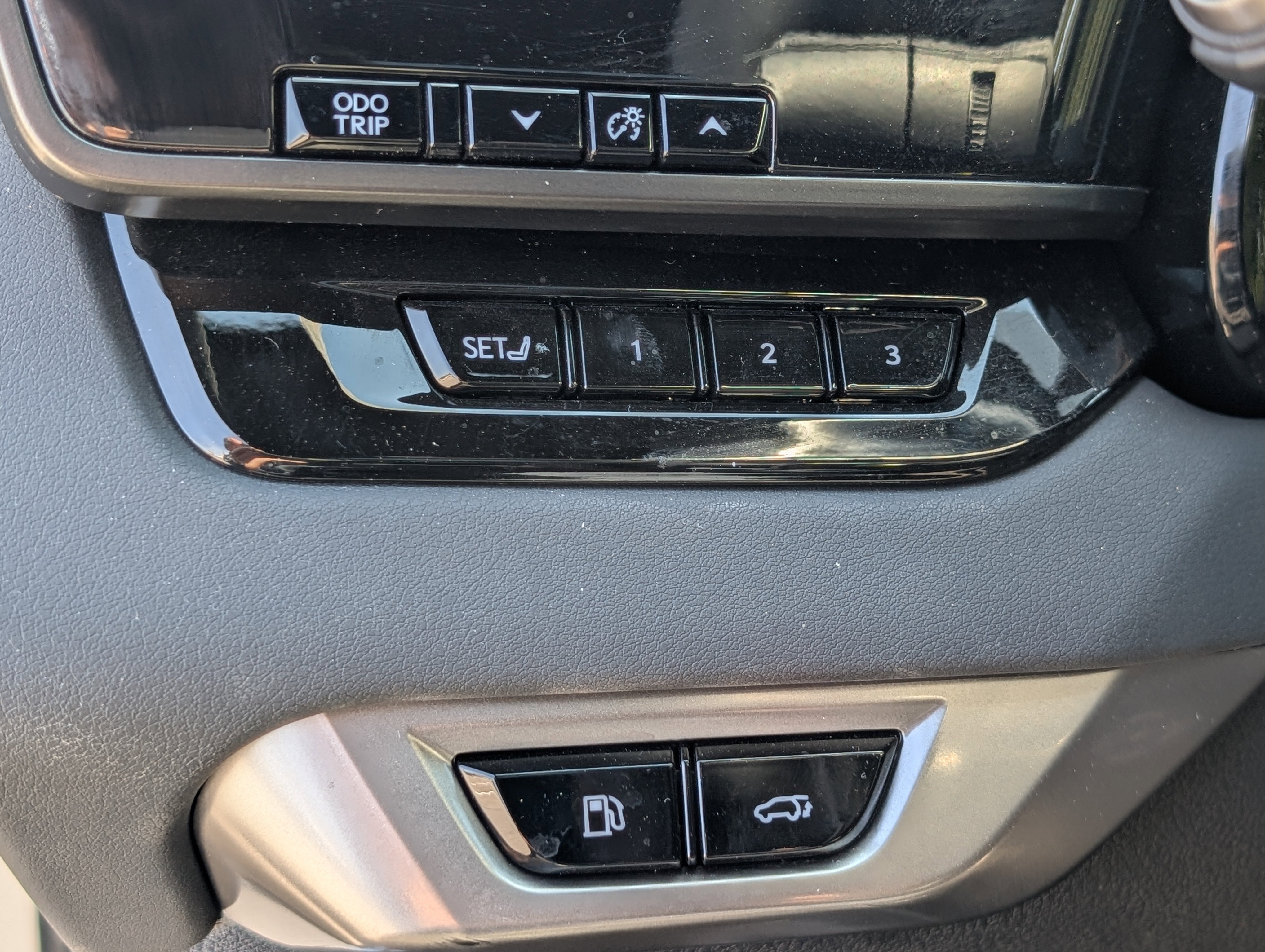 Used 2025 Lexus RX 350 Premium image 22