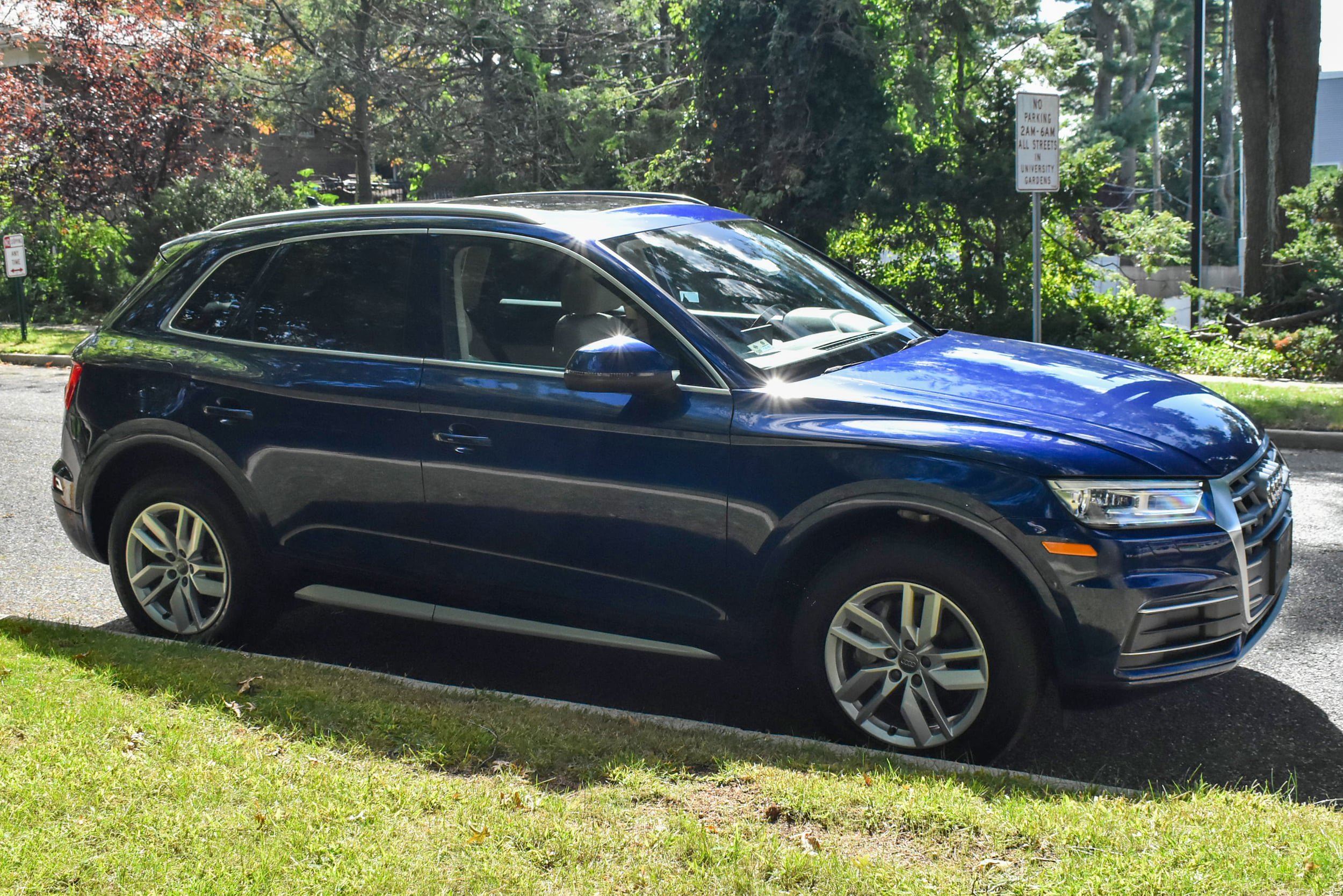 Used 2020 Audi Q5 2.0T Premium w/ Convenience Package AWD/4WD image 11