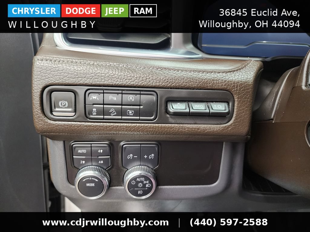 Used 2023 GMC Yukon Denali AWD/4WD image 27