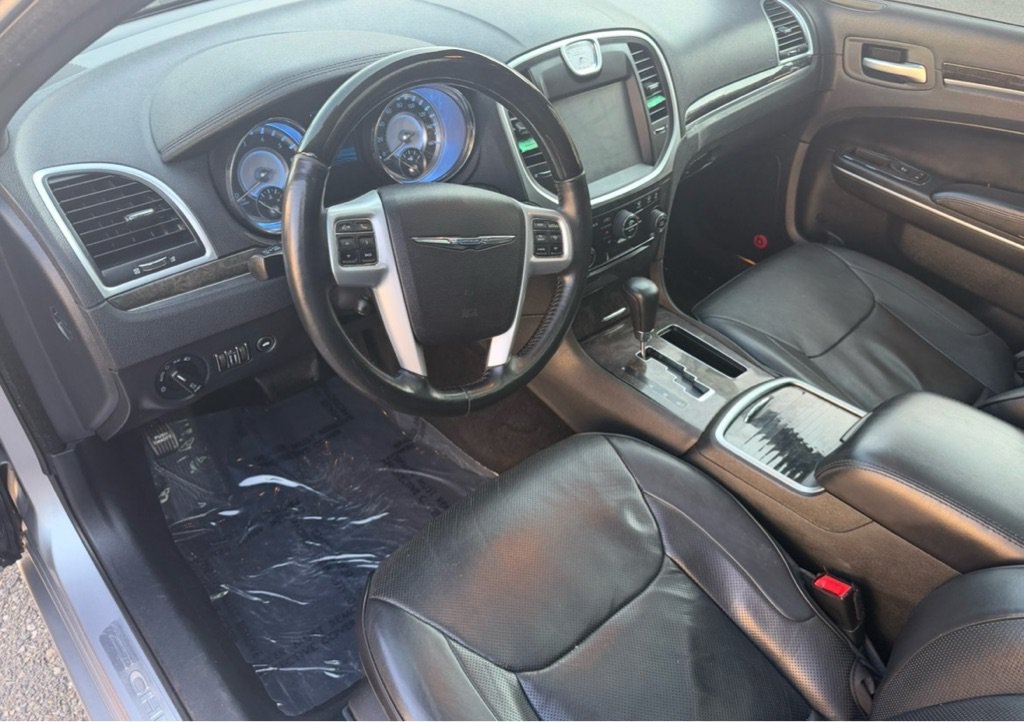 Used 2014 Chrysler 300 C w/ Beats Audio Group AWD/4WD image 8