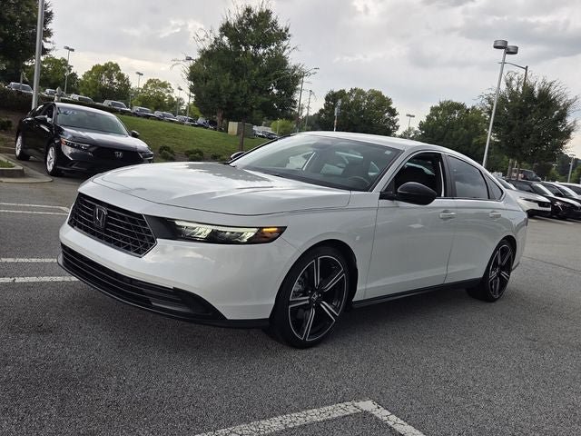 Used 2024 Honda Accord Sport image 4