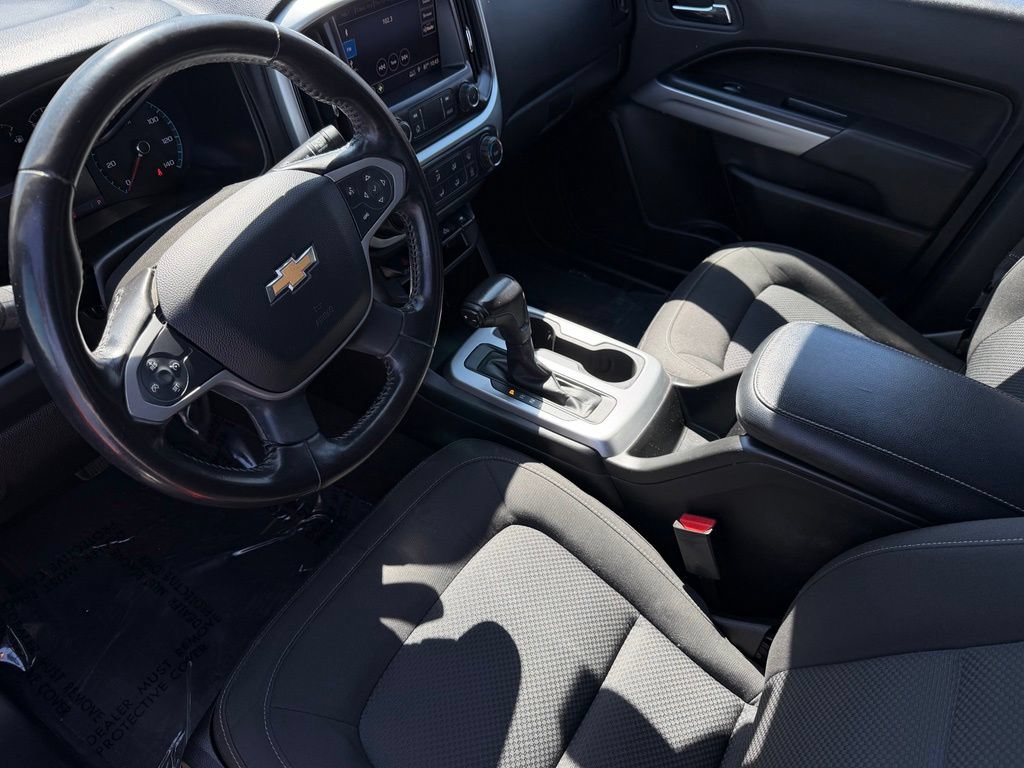 Used 2020 Chevrolet Colorado LT w/ LT Convenience Package RWD image 16