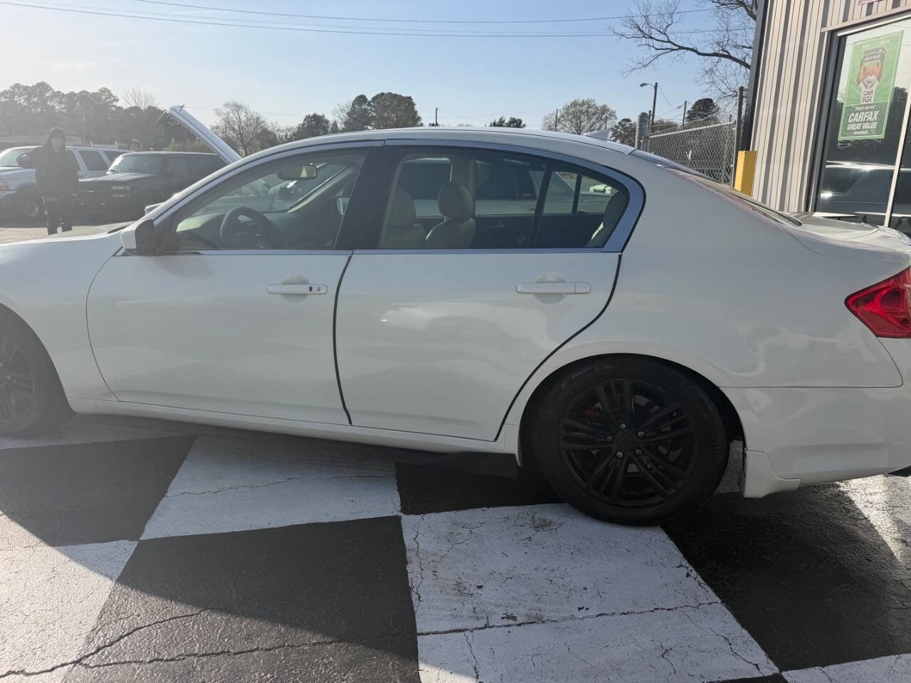 Used 2012 INFINITI G37 x Sedan w/ Premium Pkg AWD/4WD image 7