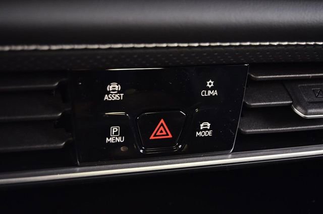 New 2026 Volkswagen Atlas Cross Sport SEL Premium R-Line image 15