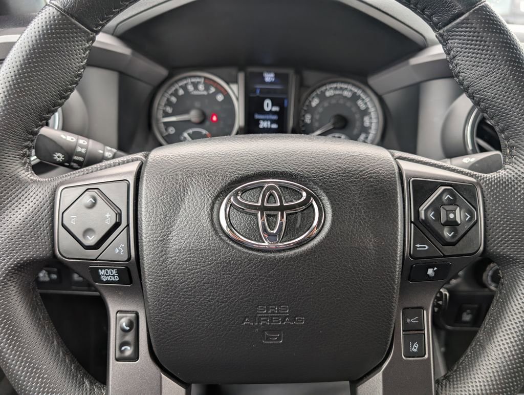 Certified 2022 Toyota Tacoma TRD Sport w/ Technology Package AWD/4WD image 22