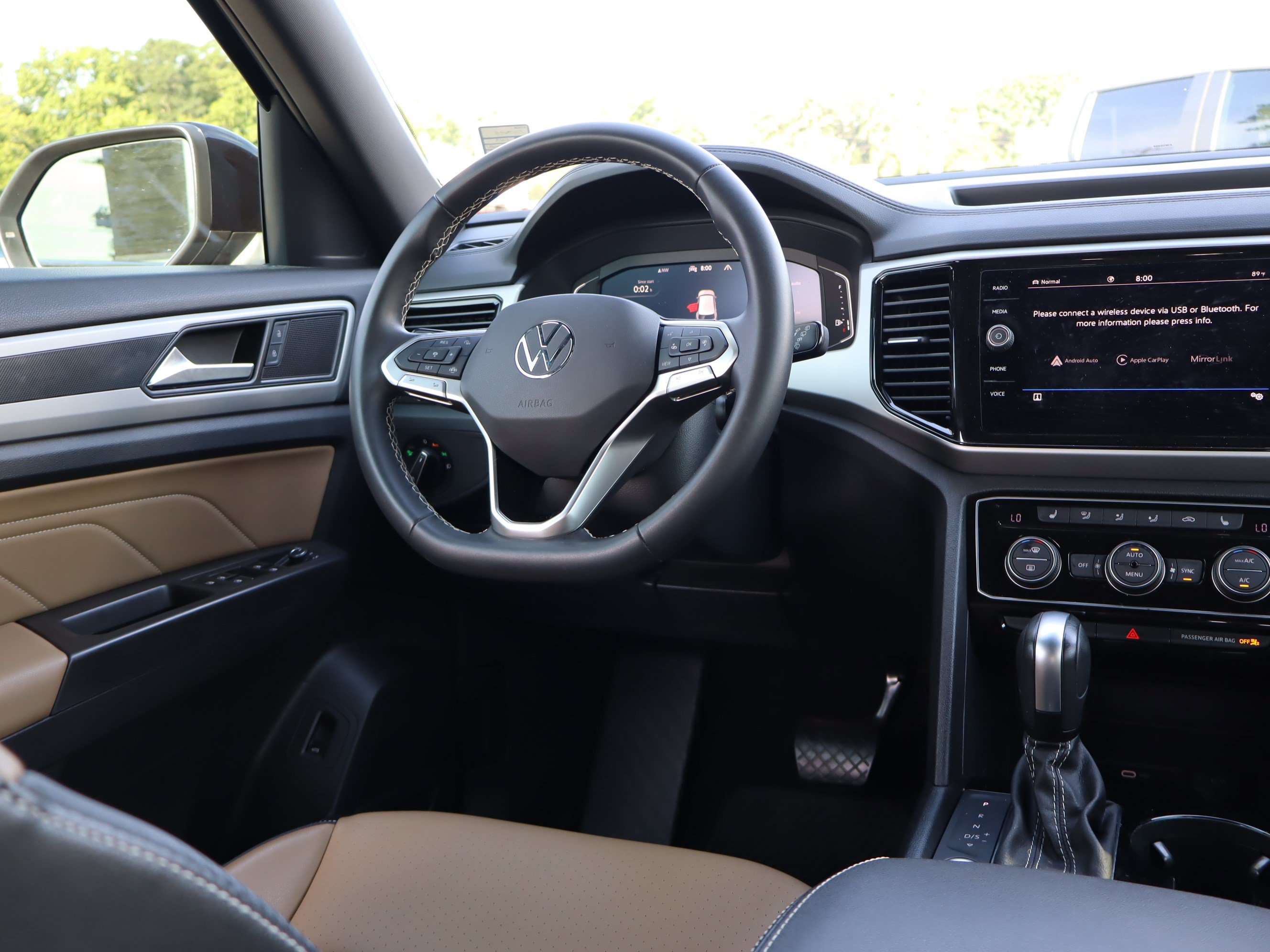 Used 2023 Volkswagen Atlas Cross Sport SE AWD/4WD image 12