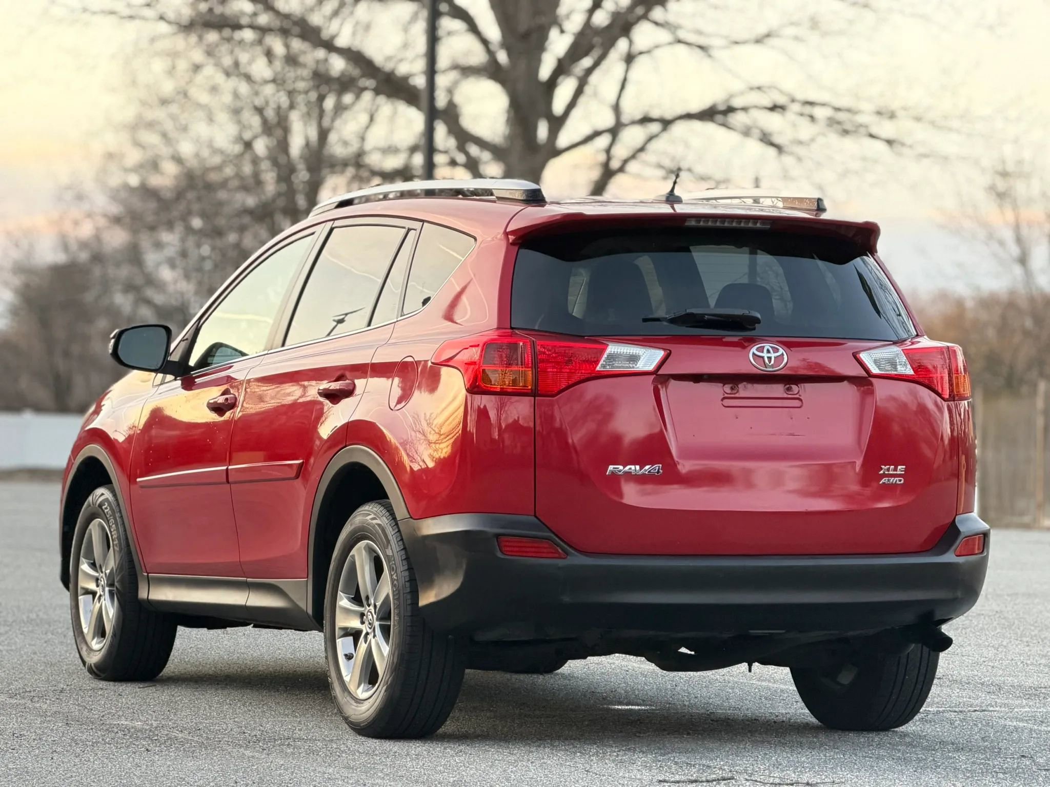 Used 2015 Toyota RAV4 XLE image 10