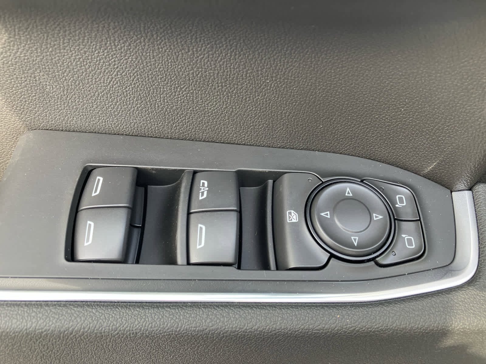 New 2026 GMC Sierra 1500 SLE w/ X31 Off-Road Package image 13