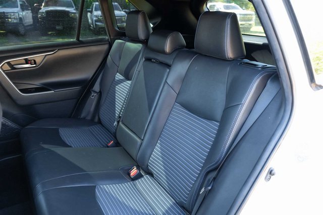 Used 2021 Toyota RAV4 XSE image 15