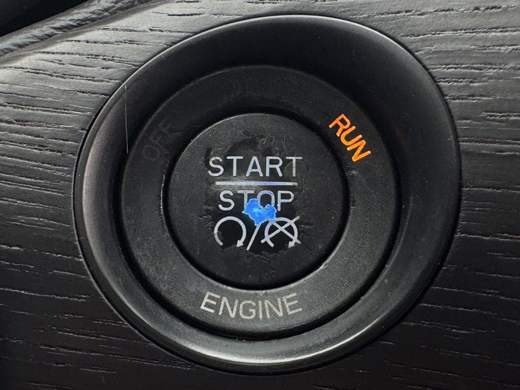 Used 2014 Jeep Grand Cherokee Summit image 25