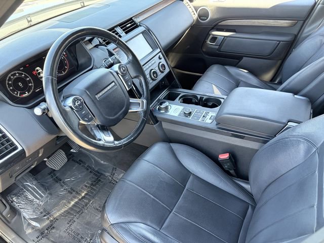 Used 2018 Land Rover Discovery SE image 5