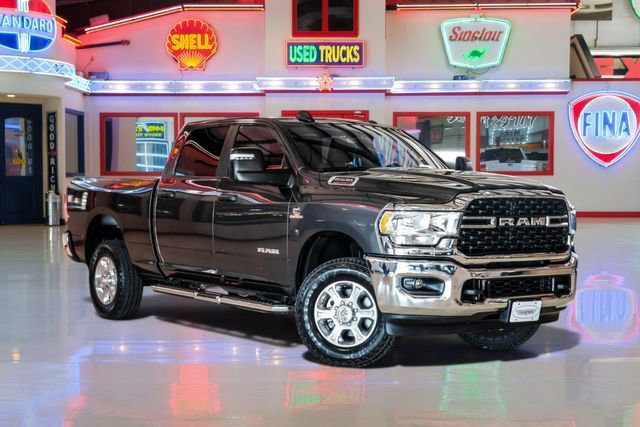Used 2024 RAM 2500 Big Horn AWD/4WD image 1