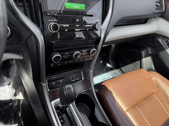 Used 2022 Subaru Ascent Touring AWD/4WD image 16