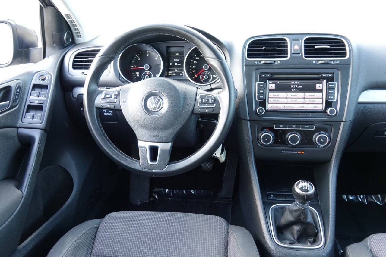 Used 2011 Volkswagen Golf TDI w/ Cold Weather Pkg FWD image 58