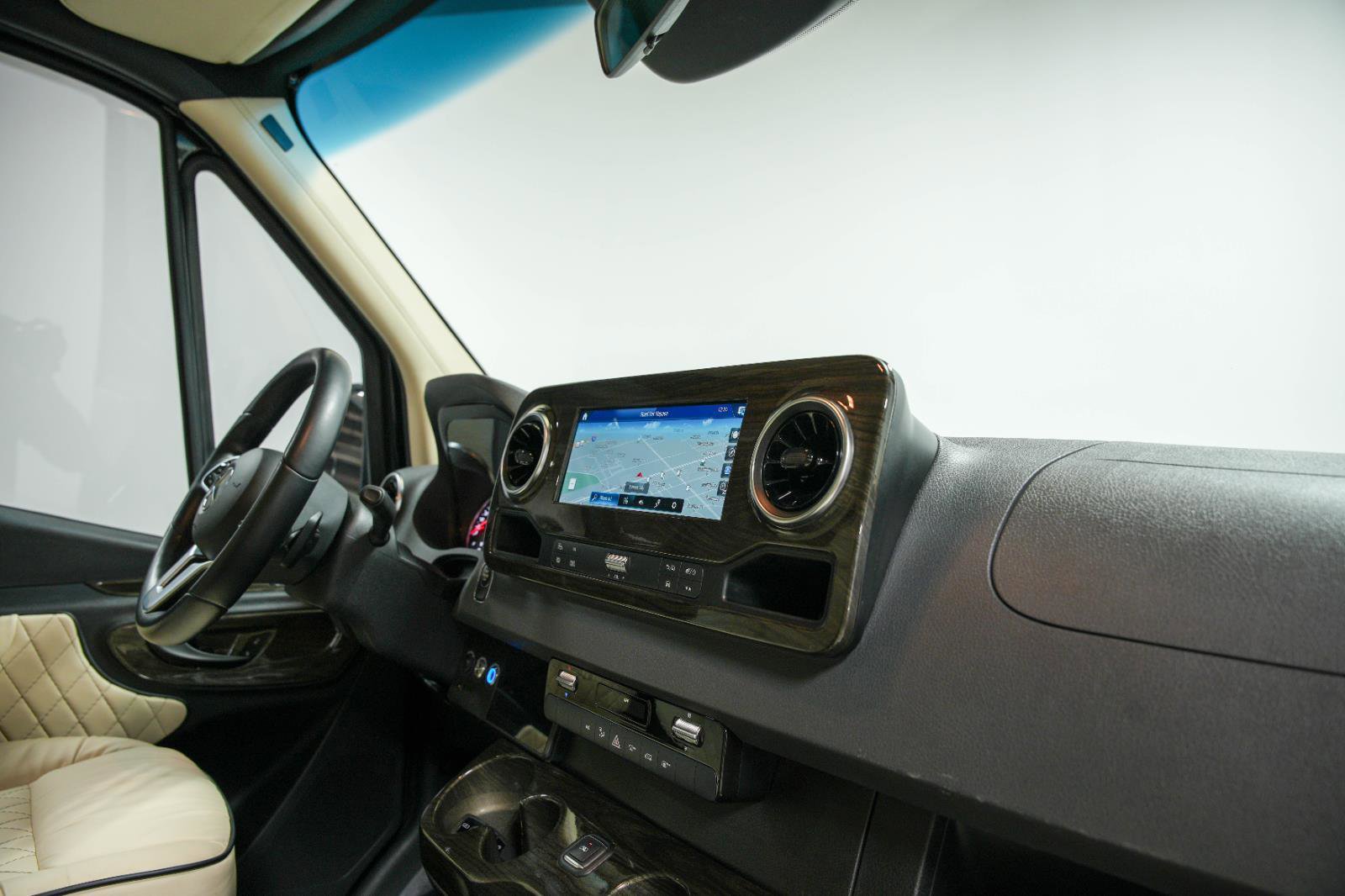 Used 2020 Mercedes-Benz Sprinter 3500 image 66