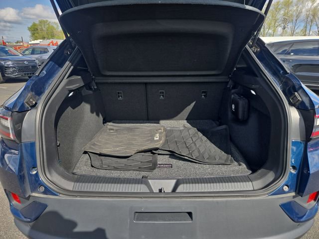 Certified 2023 Volkswagen ID.4 Pro AWD/4WD image 12