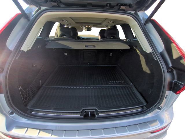 Used 2024 Volvo XC60 T8 Ultimate w/ Protection Package Premier image 26