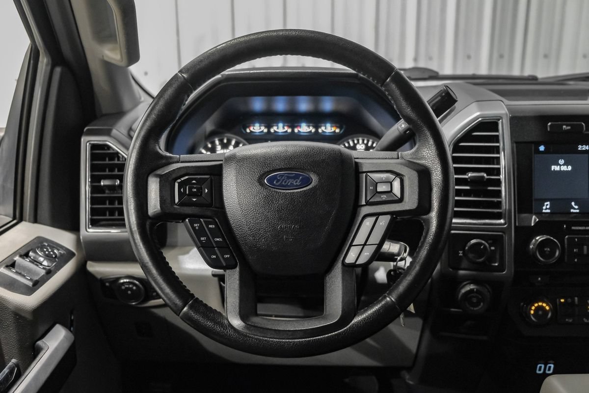Used 2016 Ford F150 XLT w/ Equipment Group 302A Luxury RWD image 15