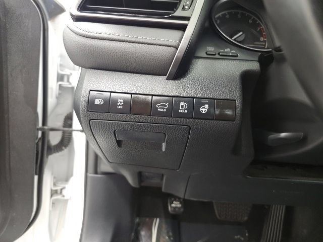 Certified 2023 Toyota Camry SE w/ Cold Weather Package FWD image 18