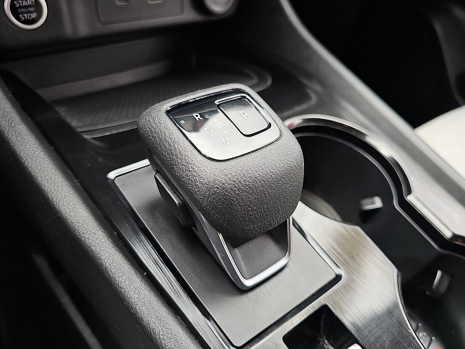 Used 2021 Nissan Rogue SV image 15