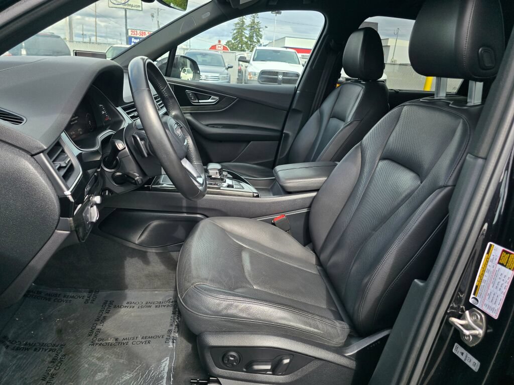 Used 2017 Audi Q7 3.0T Prestige w/ Prestige Package AWD/4WD image 26