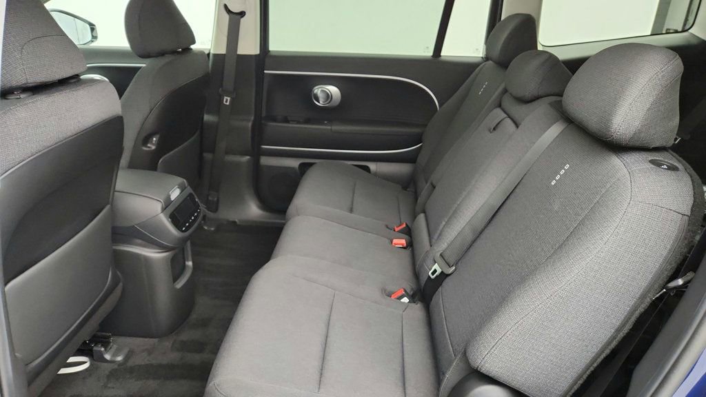 Used 2026 Hyundai Ioniq 9 SE image 21