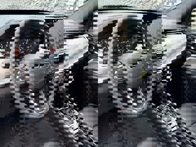 New 2026 Jeep Compass Limited image 17