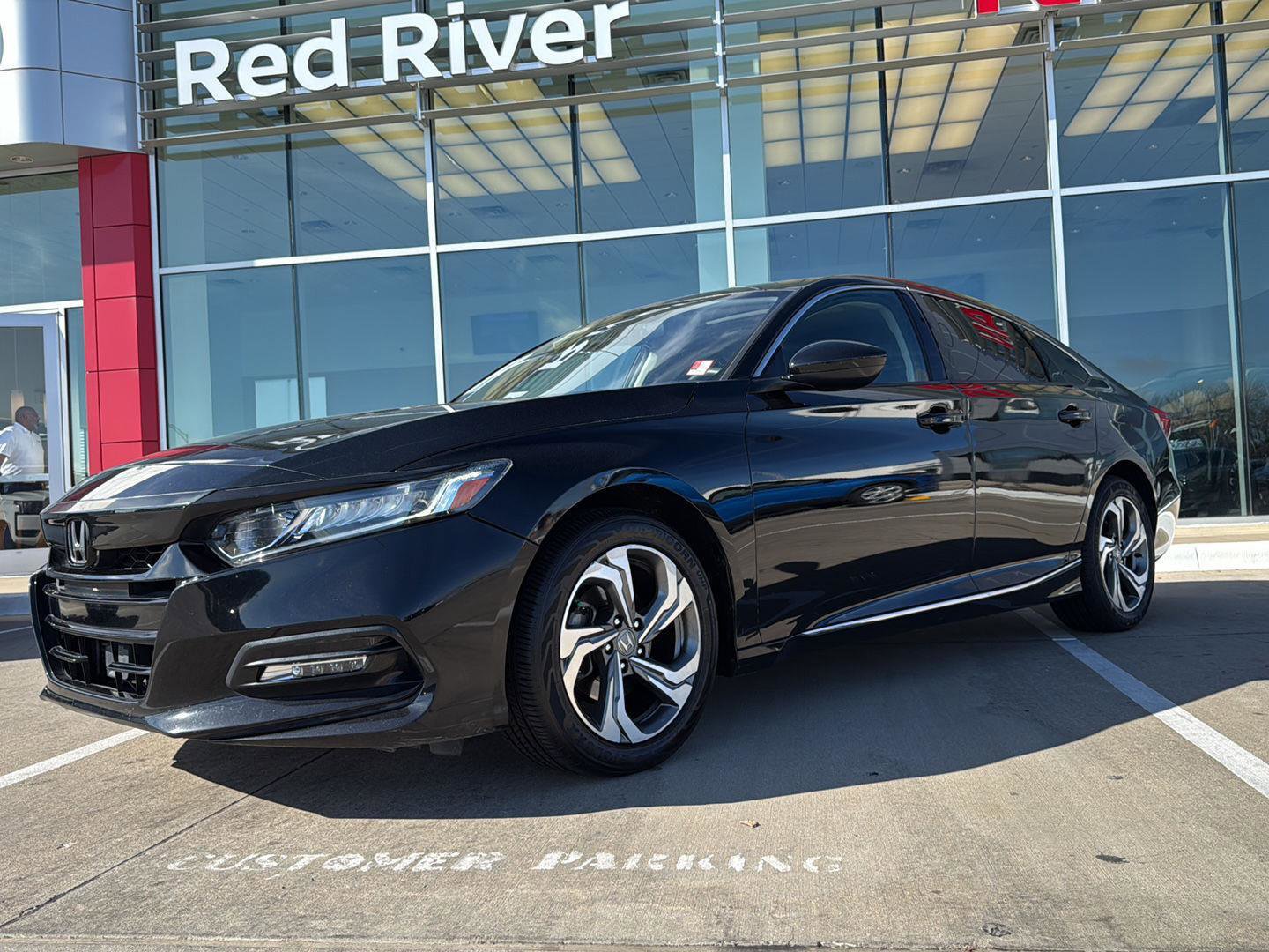 Used 2019 Honda Accord EX image 2