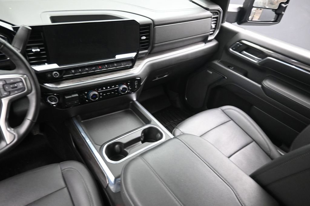 Used 2024 Chevrolet Silverado 2500 LTZ w/ LTZ Plus Package AWD/4WD image 13