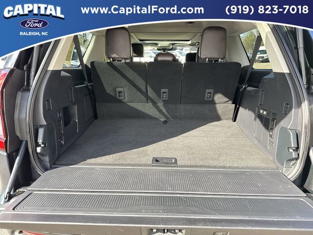 Certified 2025 Ford Expedition Max Platinum w/ Platinum Ultimate Package AWD/4WD image 16