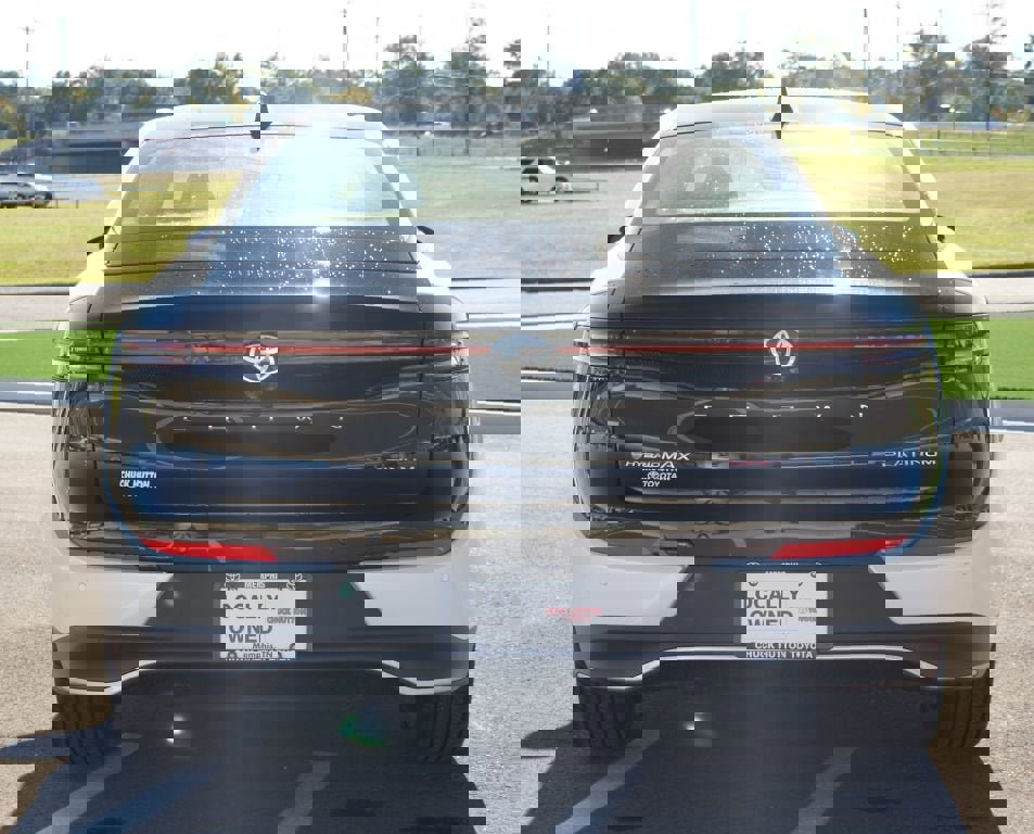 Used 2025 Toyota Crown Platinum image 3