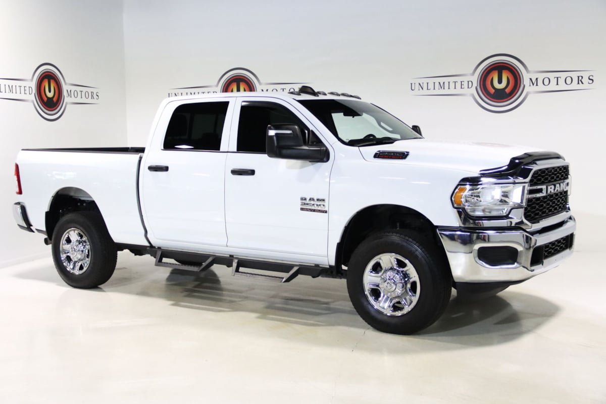 Used 2024 RAM 2500 Tradesman w/ Chrome Appearance Group AWD/4WD image 6
