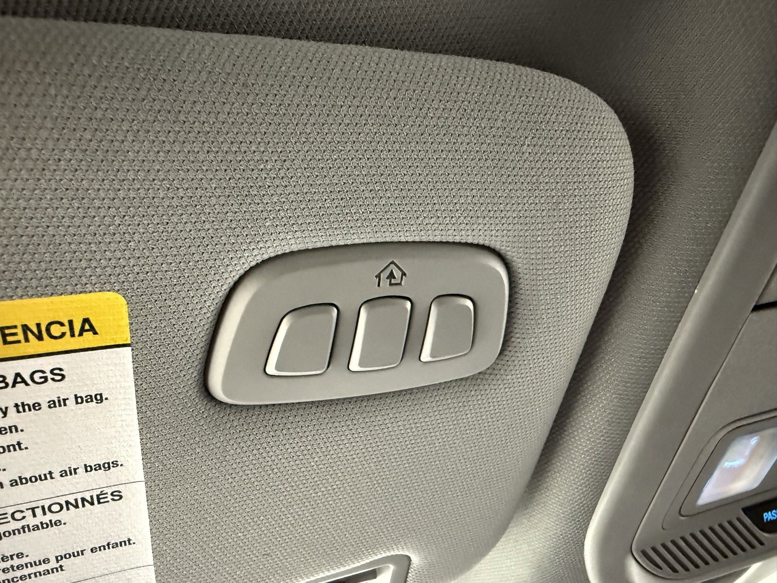 Used 2023 Ford Explorer Limited w/ Equipment Group 301A image 21