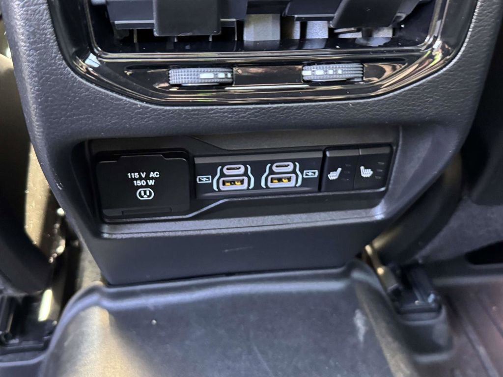 Used 2022 Jeep Grand Cherokee Overland image 33