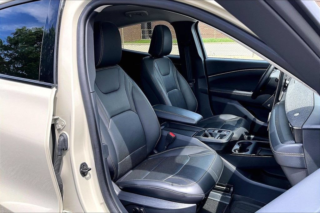 Used 2025 Ford Mustang Mach-E Premium AWD/4WD image 7